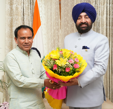 Screenshot 2024-07-01 at 17-52-48 (147) WhatsApp